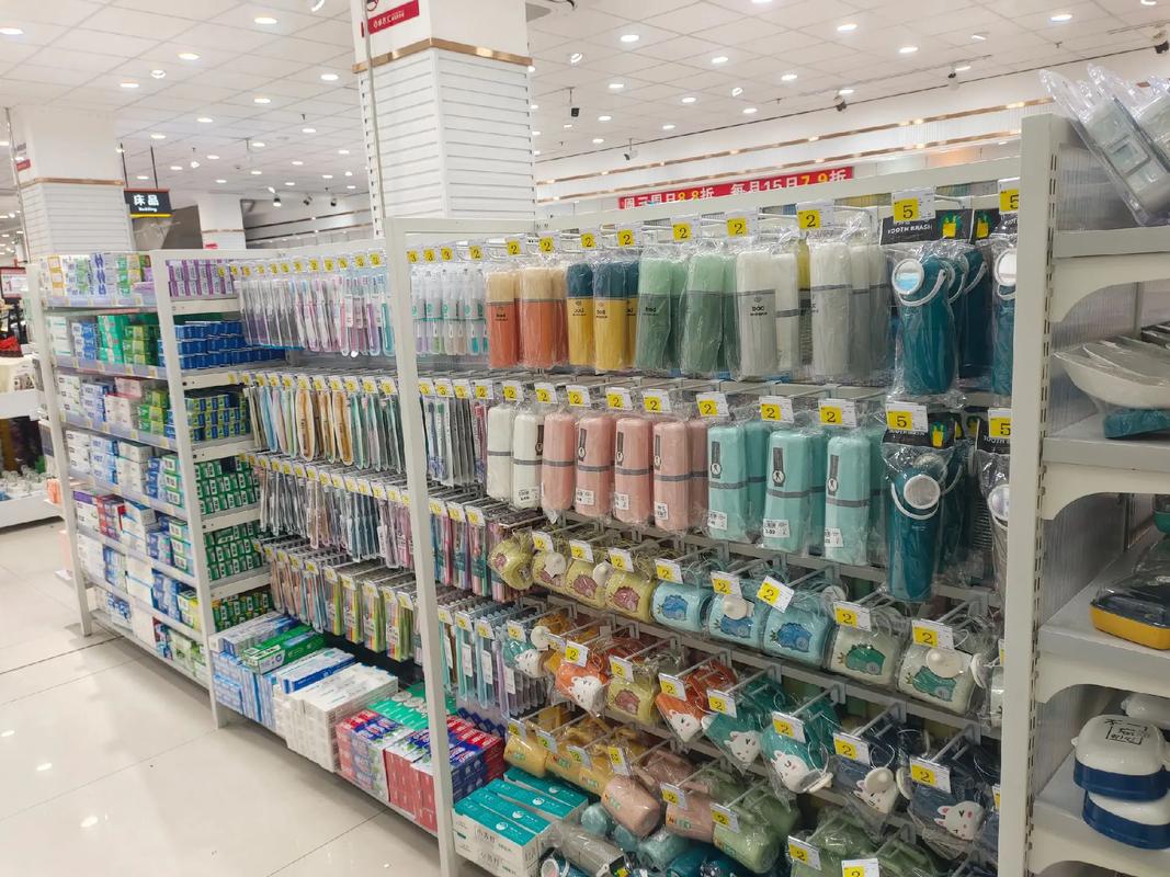 新城子卓衣匯服裝批發(fā)城煥新升級(jí) 日用百貨批發(fā)新篇章開啟